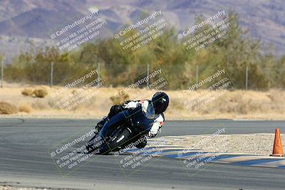 media/Jan-09-2022-SoCal Trackdays (Sun) [[2b1fec8404]]/Turn 6 (1035am)/